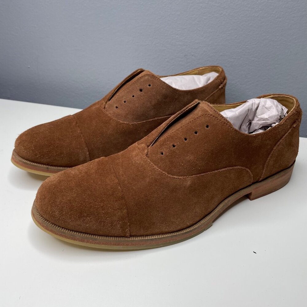 J SHOES buck laceless suede loafers in brandy size 9.5